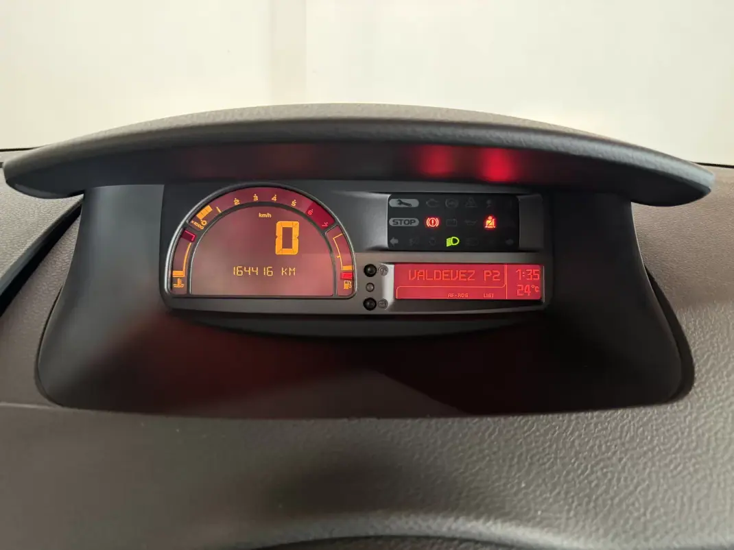 Renault Modus 2009 - 4900 EUR, 164416 km - 164416km - foto 10 de 22