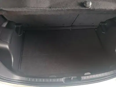 Toyota Yaris 2019 - 18750 EUR, 53000 km - AUTO.MOTO.pt - 53000km - foto 16 de 16