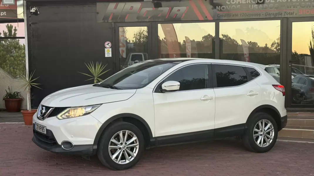 Nissan Qashqai 2014 - 11990 EUR, 248000 km - foto 1 de 28