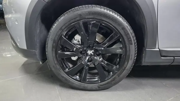 Peugeot 2008 2018 - 12990 EUR, 144000 km - AUTO.MOTO.pt - 144000km - foto 32 de 35