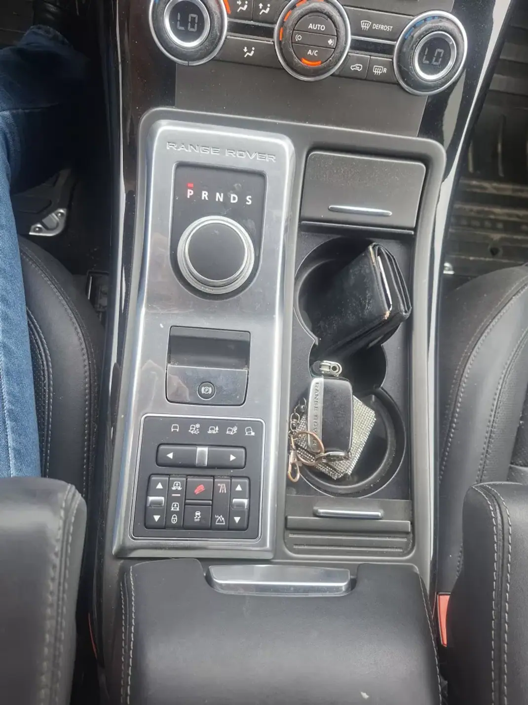 Land Rover Range Rover Sport 2012 - 23500 EUR, 114000 km - 114000km - foto 16 de 19