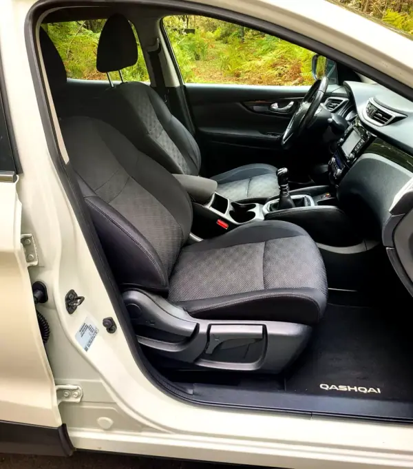 Nissan Qashqai 2016 - 15990 EUR, 153000 km - AUTO.MOTO.pt - 153000km - foto 22 de 24