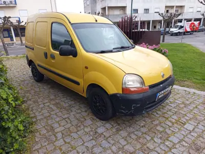 Renault KANGOO 1.9D 1999 - 2490 EUR, 243819 km - AUTO.MOTO.pt - 243819km - foto 3 de 9