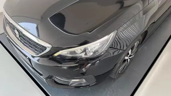 Peugeot 308 SW 2019 - 13990 EUR, 134327 km - AUTO.MOTO.pt - 134327km - foto 2 de 28