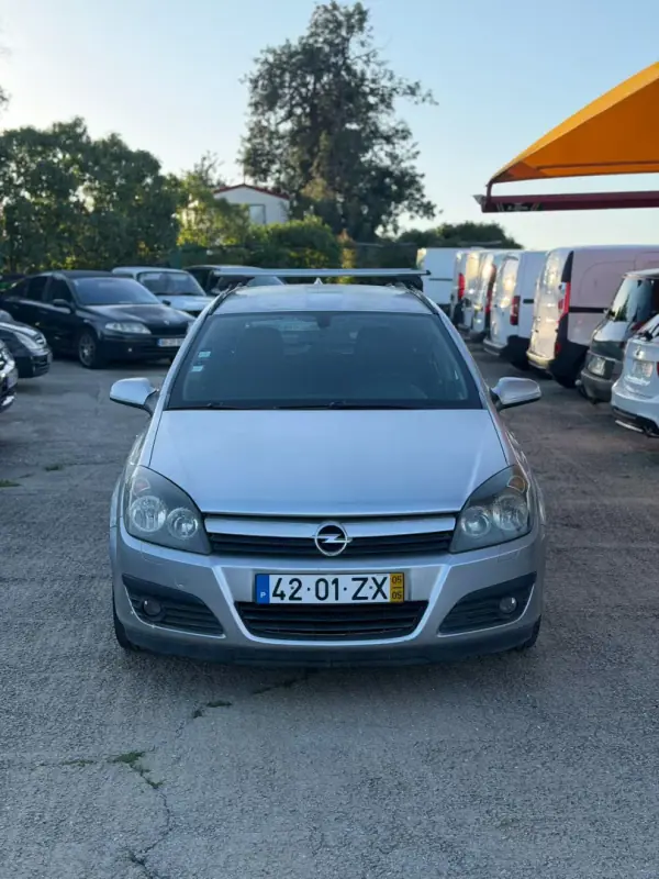 Opel Astra 2005 - 5900 EUR, 170198 km - AUTO.MOTO.pt - 170198km - foto 3 de 8