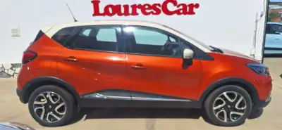 Renault Captur 2016 - 11900 EUR, 102000 km - AUTO.MOTO.pt - 102000km - foto 2 de 50