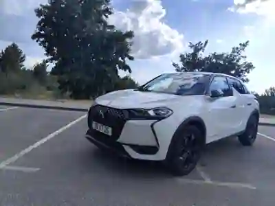 DS DS3 Crossback 2019 - 13000 EUR, 110000 km - 110000km - foto 3 de 13