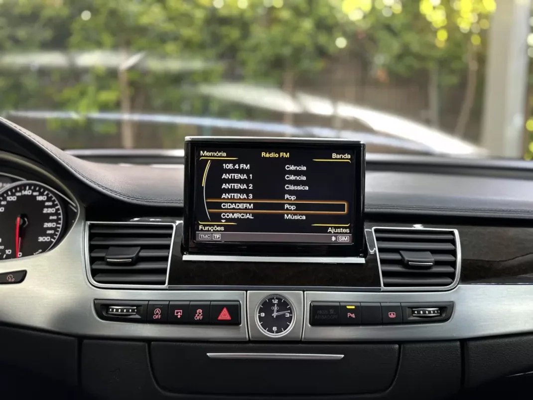 Audi A8 2016 - 39000 EUR, 170000 km - AUTO.MOTO.pt - 170000km - foto 49 de 53