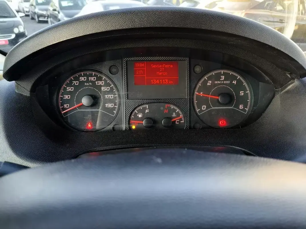 Citroën 2022 - 27490 EUR, 134113 km - AUTO.MOTO.pt - 134113km - foto 4 de 26