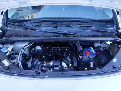 Peugeot Partner 1.6 HDI , 3 Lug. , Iva Dedutivel 2019 - 12480 EUR, 131000 km - AUTO.MOTO.pt - 131000km - foto 28 de 29