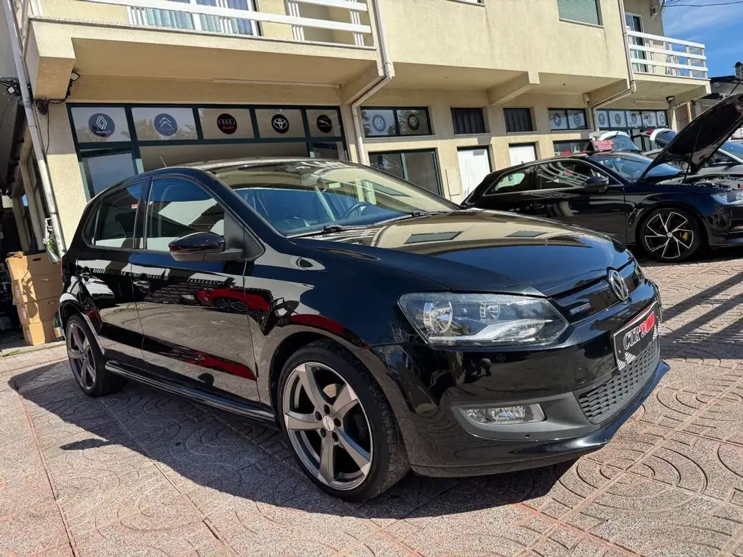 Volkswagen Polo 2012 - 8900 EUR, 188133 km - AUTO.MOTO.pt - 188133km - foto 5 de 28