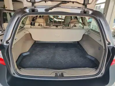Volvo XC 70 2010 - 13250 EUR, 324000 km - AUTO.MOTO.pt - 324000km - foto 16 de 35