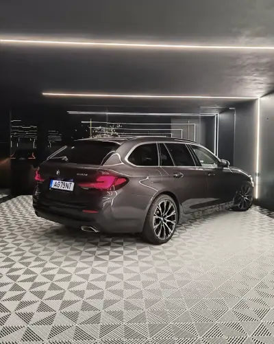 BMW 530 2021 - 30750 EUR, 109480 km - AUTO.MOTO.pt - 109480km - foto 7 de 22