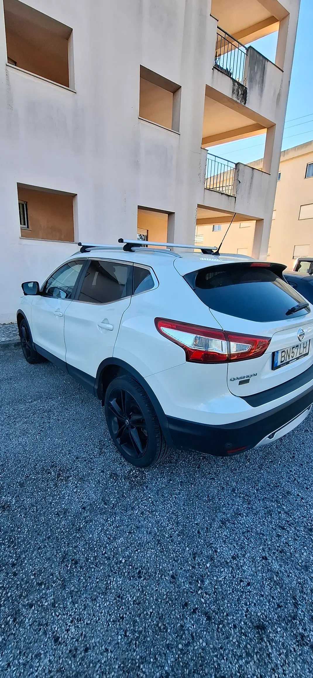 Nissan Qashqai 2017 - 10500 EUR, 211000 km - 211000km - foto 4 de 8