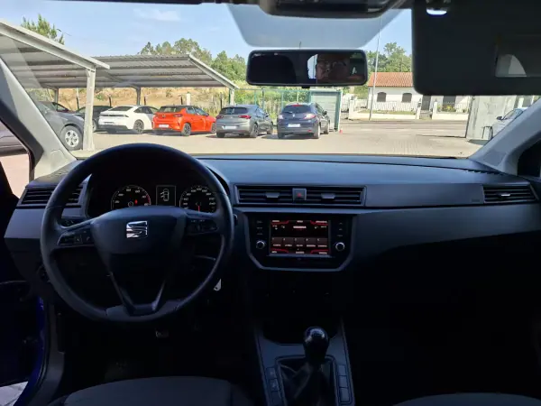 SEAT Ibiza 2018 - 11350 EUR, 103500 km - AUTO.MOTO.pt - 103500km - foto 16 de 30