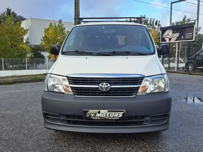 Toyota HiAce 2010 - 12500 EUR, 331380 km - AUTO.MOTO.pt - 331380km - foto 2 de 30