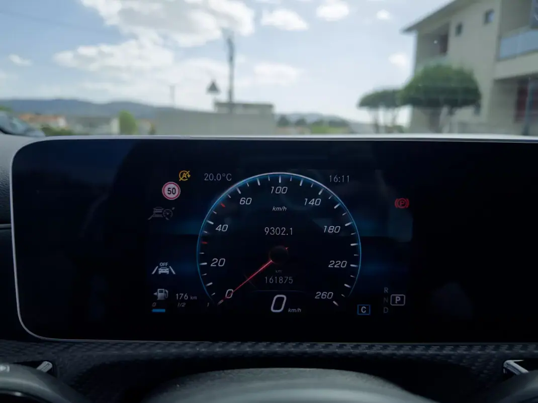 Mercedes-Benz A 180 2019 - 20990 EUR, 161000 km - AUTO.MOTO.pt - 161000km - foto 16 de 30