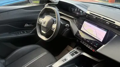 Peugeot 308 SW 2023 - 22990 EUR, 145000 km - AUTO.MOTO.pt - 145000km - foto 21 de 24