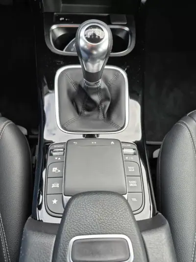 Mercedes-Benz A 180 2021 - 24900 EUR, 104263 km - AUTO.MOTO.pt - 104263km - foto 18 de 26