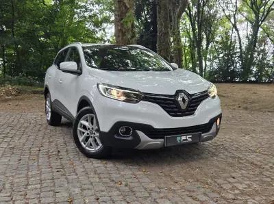 Renault Kadjar 2017 - 13900 EUR, 101000 km - AUTO.MOTO.pt - 101000km - foto 2 de 20