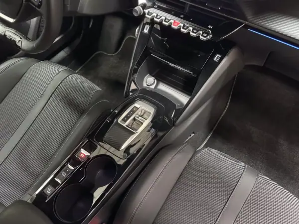 Peugeot e-2008 2024 - 25950 EUR, 22244 km - AUTO.MOTO.pt - 22244km - foto 41 de 57