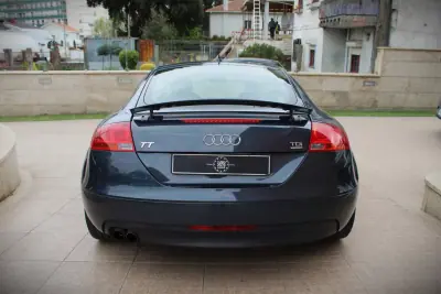 Audi TT Coupé 2009 - 16990 EUR, 185000 km - AUTO.MOTO.pt - 185000km - foto 23 de 29