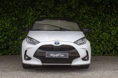 Toyota Yaris 2021 - 22900 EUR, 16000 km - AUTO.MOTO.pt - 16000km - foto 2 de 17