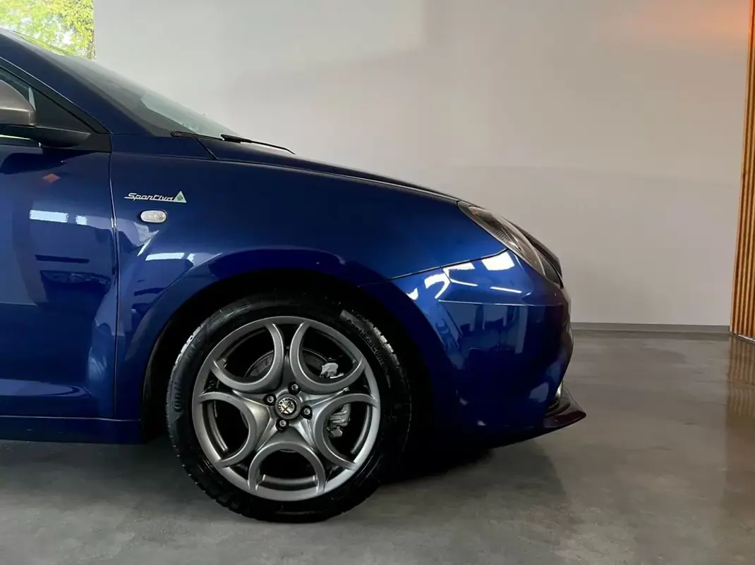 Alfa Romeo MiTo 2016 - 9999 EUR, 135500 km - AUTO.MOTO.pt - 135500km - foto 33 de 60