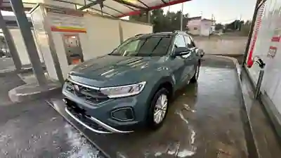 Volkswagen T-Roc 2023 — foto 4 de 13