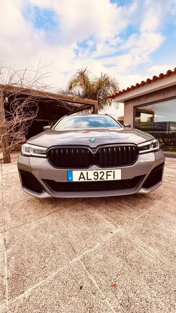 BMW 530e 2021 - 36900 EUR, 118296 km - AUTO.MOTO.pt - 118296km - foto 7 de 31
