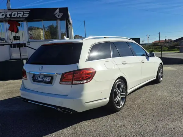 Mercedes-Benz E 220 2014 - 18900 EUR, 213445 km - AUTO.MOTO.pt - 213445km - foto 5 de 46