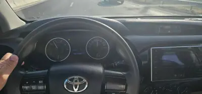 Toyota Hilux 2020 - 29990 EUR, 38000 km - AUTO.MOTO.pt - 38000km - foto 21 de 24