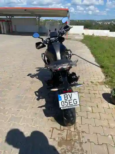 Zontes 310R 2025 - 4200 EUR, 7900 km - AUTO.MOTO.pt - 7900km - foto 4 de 4