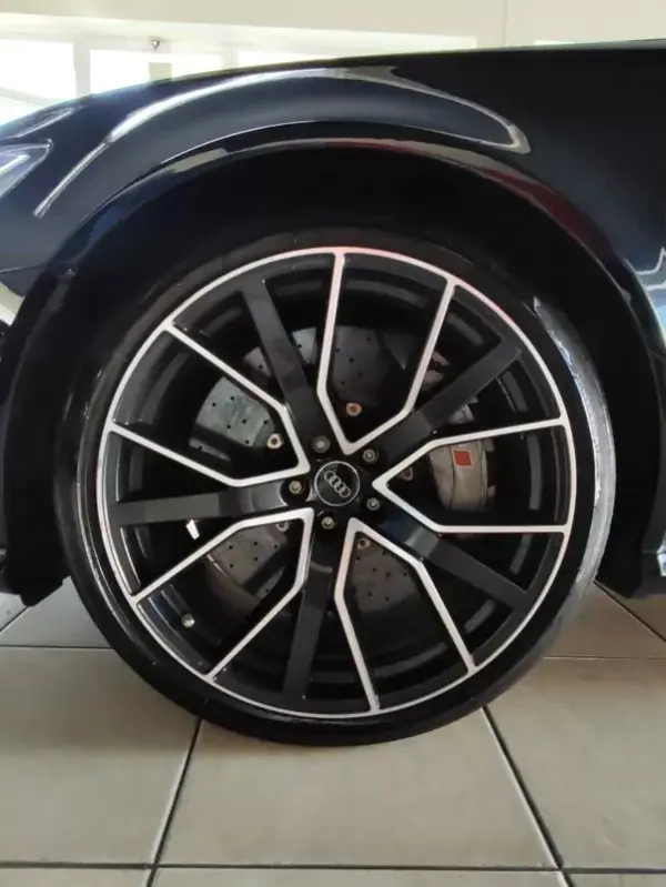 Audi RS6 Avant 2017 - 76500 EUR, 157500 km - AUTO.MOTO.pt - 157500km - foto 24 de 48