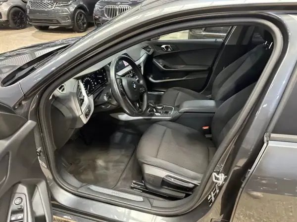 BMW 116 2020 - 20990 EUR, 124197 km - AUTO.MOTO.pt - 124197km - foto 9 de 12