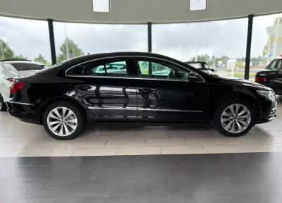 Volkswagen Passat CC 2010 - 13990 EUR, 162335 km - AUTO.MOTO.pt - 162335km - foto 20 de 21