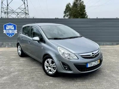 Opel Corsa 2011 - 6950 EUR, 212000 km - AUTO.MOTO.pt - 212000km - foto 1 de 19