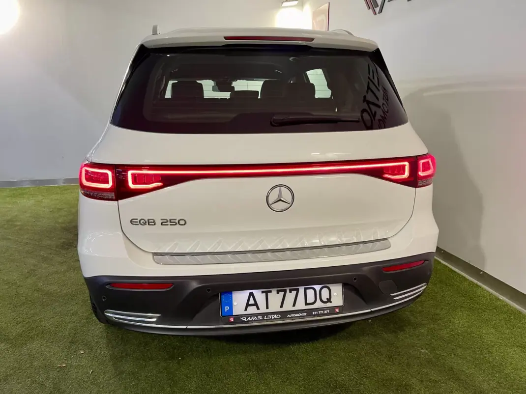 Mercedes-Benz EQB 2022 - 37750 EUR, 69000 km - AUTO.MOTO.pt - 69000km - foto 9 de 44