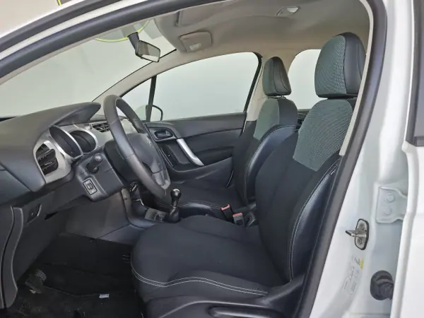 Citroën C3 2015 - 6950 EUR, 87000 km - AUTO.MOTO.pt - 87000km - foto 5 de 9