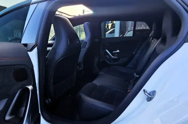 Mercedes-Benz CLA 250 2022 - 33999 EUR, 70000 km - AUTO.MOTO.pt - 70000km - foto 34 de 34