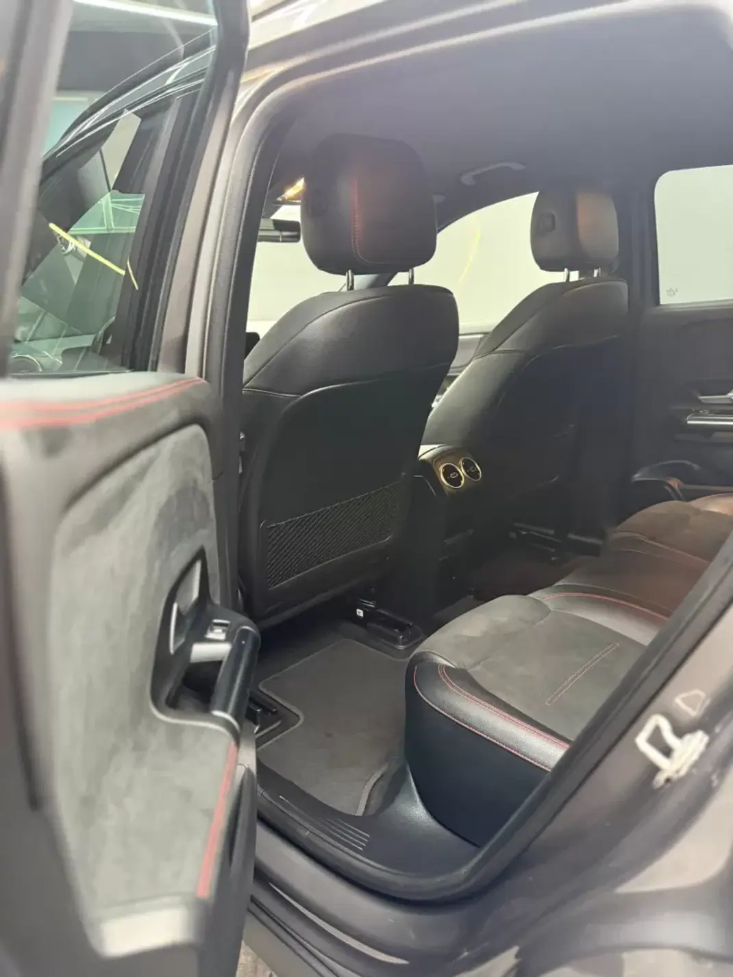 Mercedes-Benz EQA 2021 - 33250 EUR, 59700 km - AUTO.MOTO.pt - 59700km - foto 15 de 18