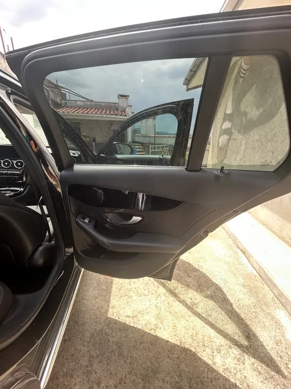 Mercedes-Benz C 180 2019 - 16500 EUR, 215000 km - AUTO.MOTO.pt - 215000km - foto 13 de 13