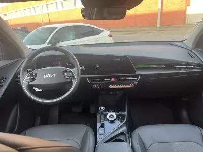 Kia Niro 2024 - 29500 EUR, 25000 km - AUTO.MOTO.pt - 25000km - foto 12 de 20
