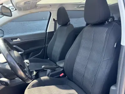 Peugeot 308 SW 2015 - 7500 EUR, 178000 km - AUTO.MOTO.pt - 178000km - foto 12 de 19