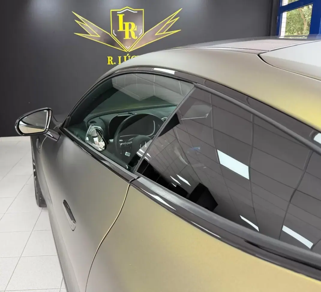 Mercedes-Benz AMG GT 2025 - 145000 EUR, 8890 km - 8890km - foto 29 de 40