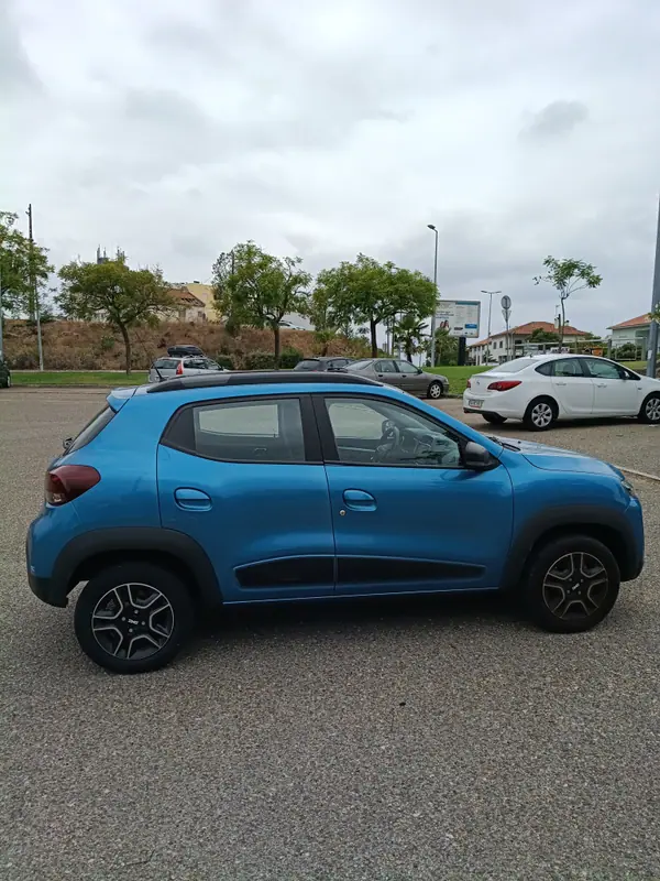 Dacia Spring 2023 - 12900 EUR, 38902 km - 38902km - foto 3 de 10
