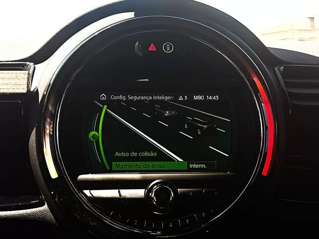 MINI Clubman 2019 - 18500 EUR, 43000 km - 43000km - foto 34 de 35