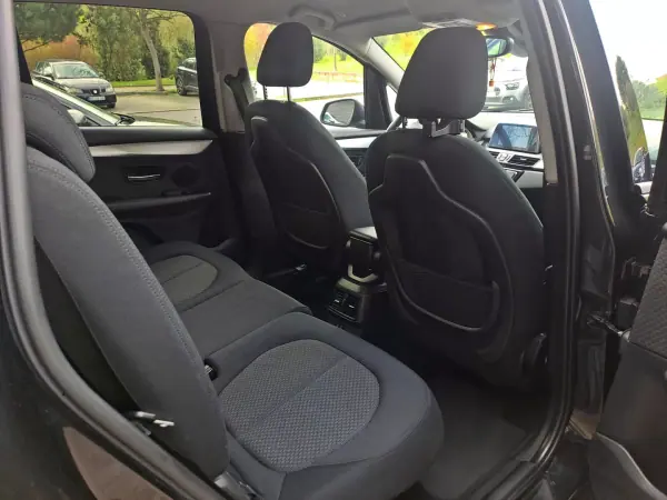 BMW 216 Gran Tourer 2019 - 16500 EUR, 100000 km - AUTO.MOTO.pt - 100000km - foto 24 de 27