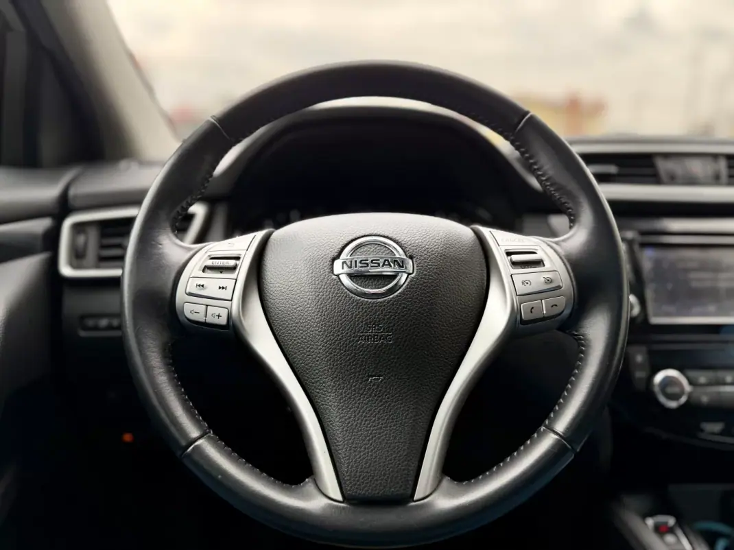 Nissan Qashqai 2016 - 15950 EUR, 76000 km - AUTO.MOTO.pt - 76000km - foto 20 de 26