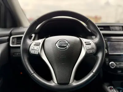 Nissan Qashqai 2016 - 15950 EUR, 76000 km - AUTO.MOTO.pt - 76000km - foto 20 de 26